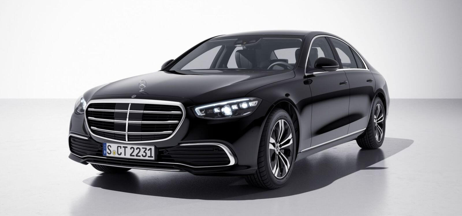Mercedes-Benz S-Class echipare standard
