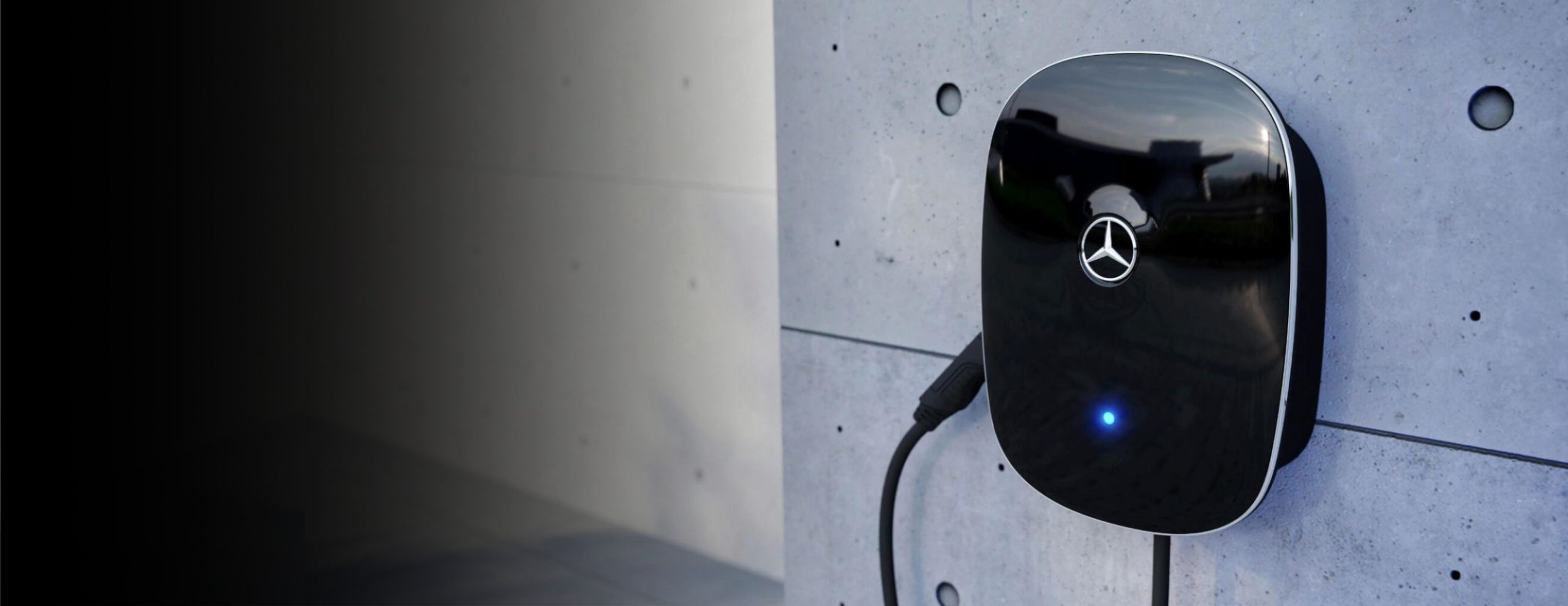 Incarcare la Wallbox Mercedes Benz EQ - auto schunn romania